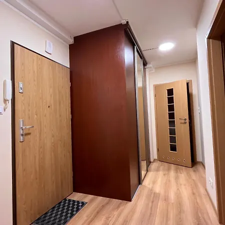 Komfortowy Apartament W Ustroniu, 57M2, Dwie Sypialnie, Darmowy Ogrodzony Parking, Osobna Kuchnia, Blisko Czantoria I Szlaki Piesze Exterior photo