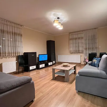 Komfortowy Apartament W Ustroniu, 57M2, Dwie Sypialnie, Darmowy Ogrodzony Parking, Osobna Kuchnia, Blisko Czantoria I Szlaki Piesze Exterior photo