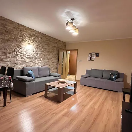 Komfortowy Apartament W Ustroniu, 57M2, Dwie Sypialnie, Darmowy Ogrodzony Parking, Osobna Kuchnia, Blisko Czantoria I Szlaki Piesze Exterior photo