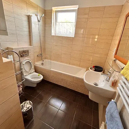 Komfortowy Apartament W Ustroniu, 57M2, Dwie Sypialnie, Darmowy Ogrodzony Parking, Osobna Kuchnia, Blisko Czantoria I Szlaki Piesze Exterior photo