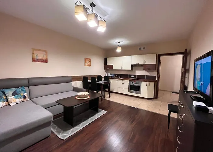 Komfortowy Apartament W Ustroniu, 57M2, Dwie Sypialnie, Darmowy Ogrodzony Parking, Osobna Kuchnia, Blisko Czantoria I Szlaki Piesze