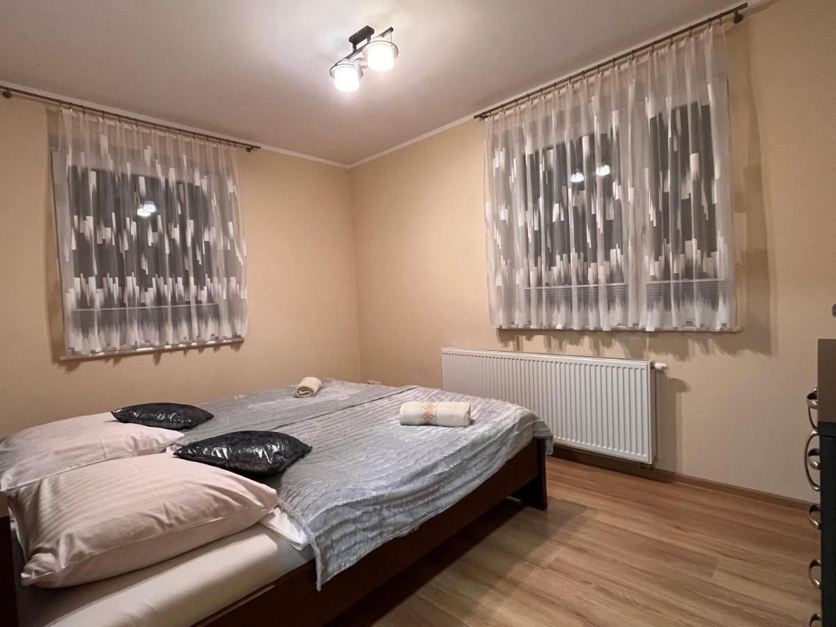 Apartment Komfortowy Apartament W Ustroniu, 57M2, Dwie Sypialnie, Darmowy Ogrodzony Parking, Osobna Kuchnia, Blisko Czantoria I Szlaki Piesze *
