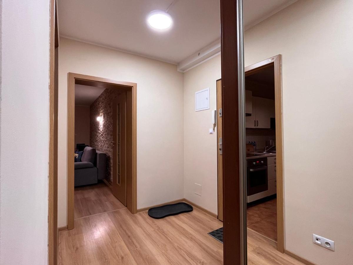 Apartment Komfortowy Apartament W Ustroniu, 57M2, Dwie Sypialnie, Darmowy Ogrodzony Parking, Osobna Kuchnia, Blisko Czantoria I Szlaki Piesze Ustron